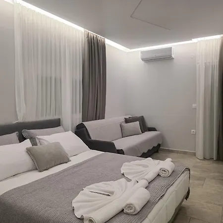 Historic Sithonia Apartman