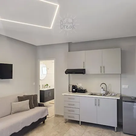 Historic Sithonia Apartman *